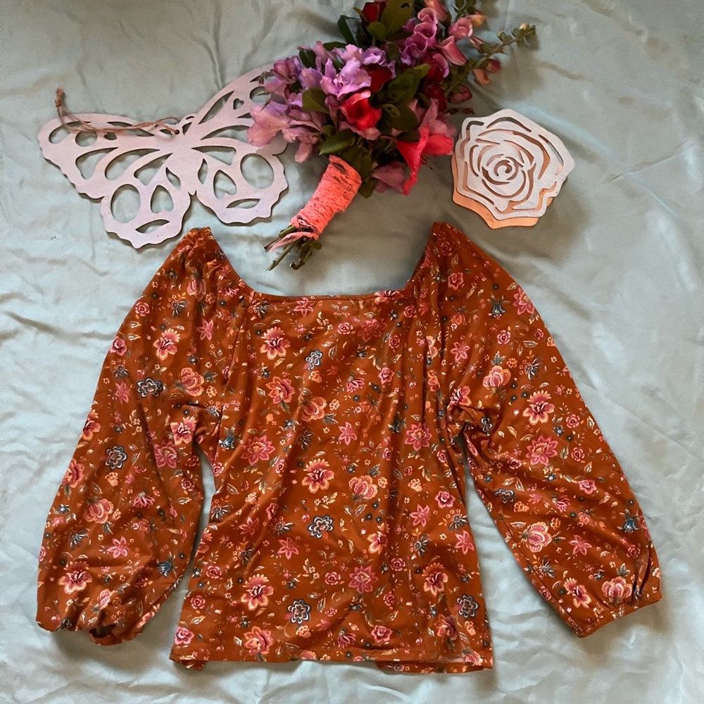 🌟Free w/Purchase New Self Esteem Blouse☀️⭐️Adorable Top!Size Medium❤️ No Flaws!